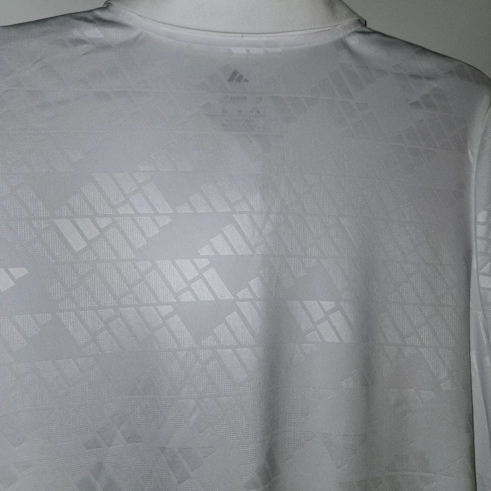 Adidas Deboss Legacy 3S Polo Shirt White Black Boys‎ XL Regular Fit